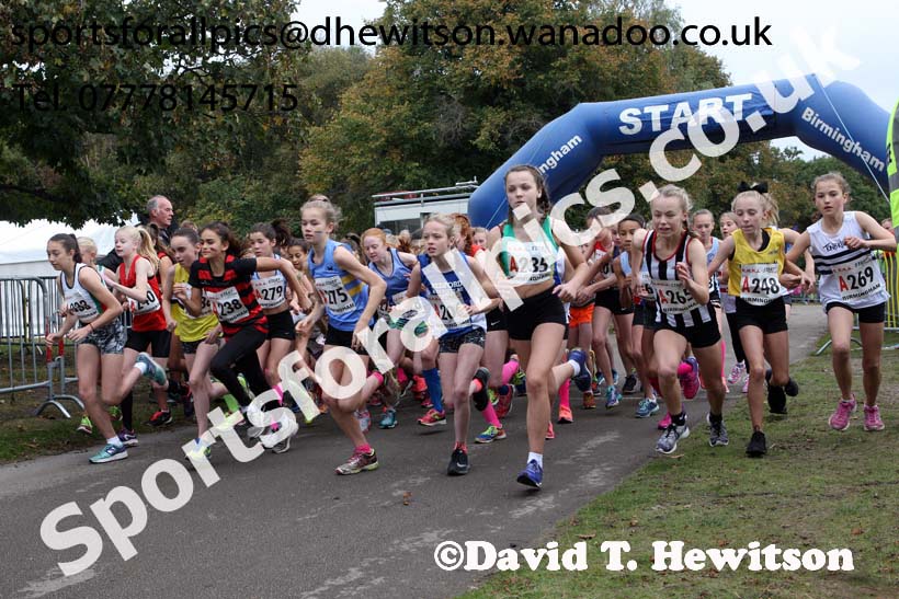 Girls under-13s ERRA Road Relays, Sutton Coldifield, Birmingham. Photo: David T. Hewitson/Sports for All Pics